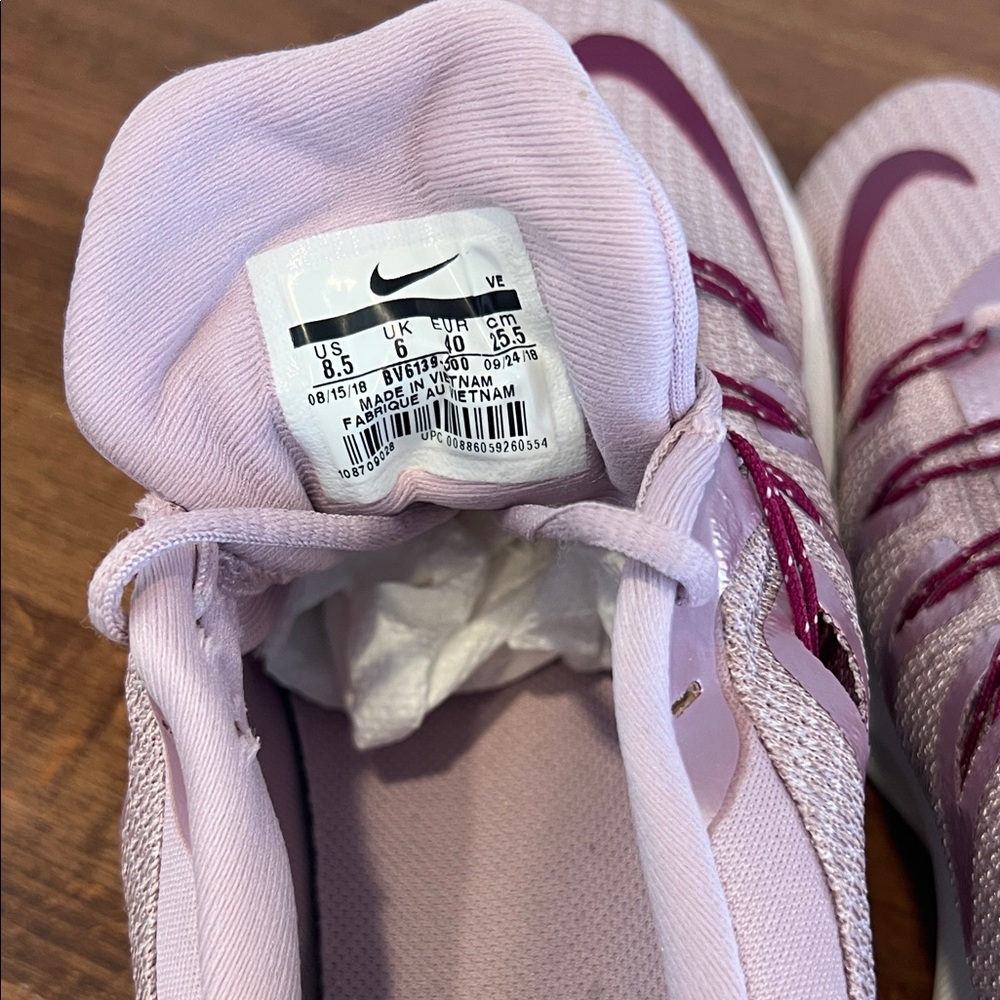 Nike Women's Athletic Shoes in Pink and Maroon - Picture 5 of 10